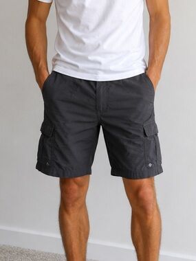 Columbia Men’s Cargo Shorts Size Small Gray Hiking Fishing Outdoor Utility